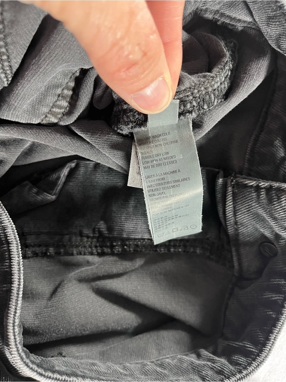 We The Free Women’s Raw Hem Corduroy Bell Bottoms Size 25 Light Black/Dark Gray - Picture 11 of 16